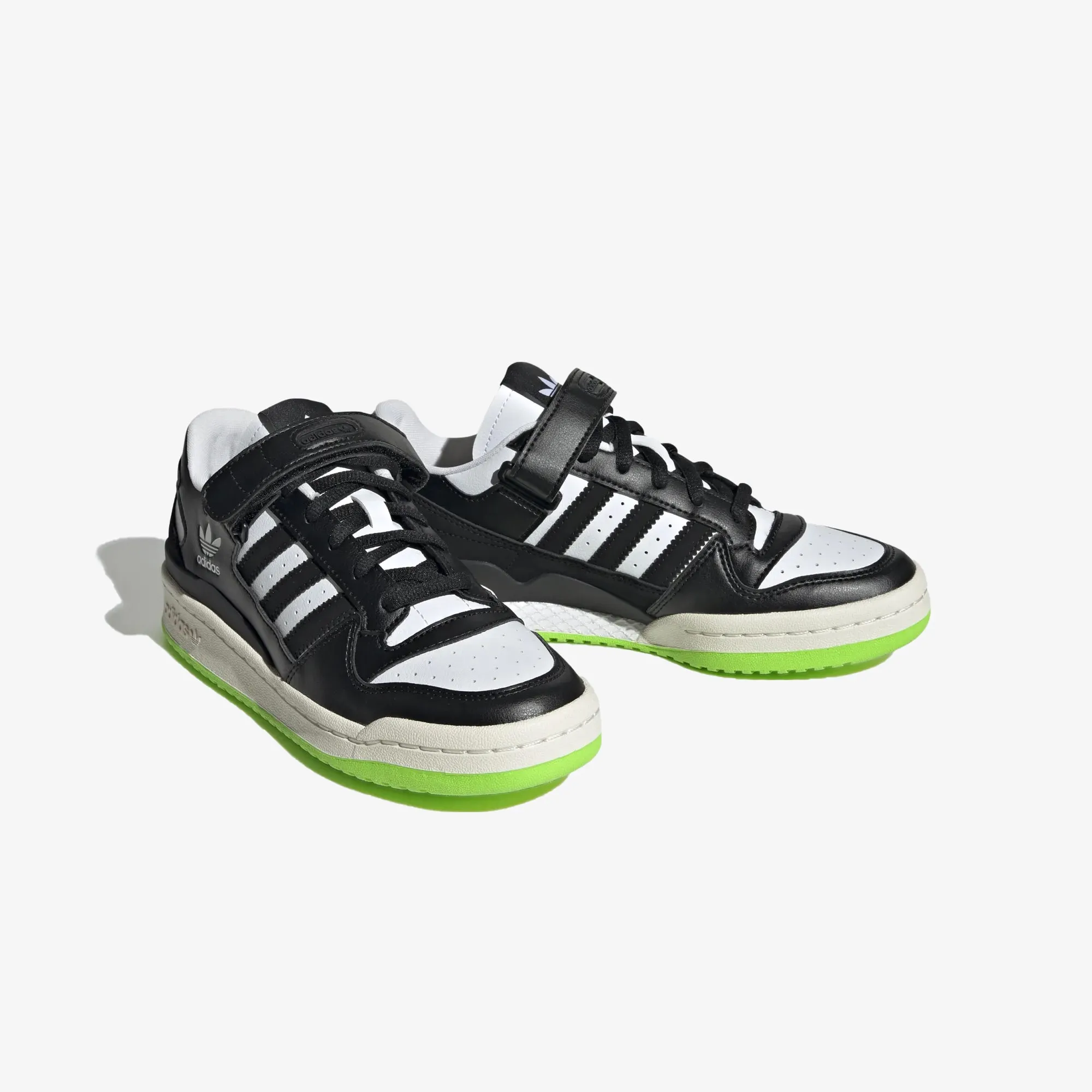 Adidas Originals | WMN'S FORUM LOW  { BLACK/OFF WHITE