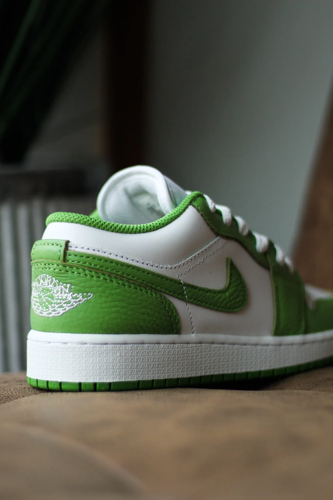 AIR JORDAN 1 LOW SE "CHLOROPHYLL"