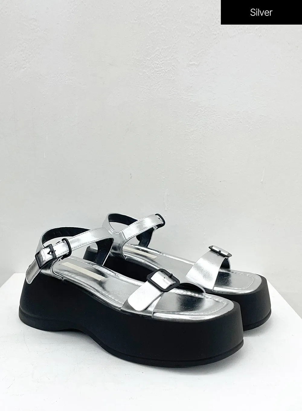 Glossy Double Buckled Chunky Platform Sandals OU14