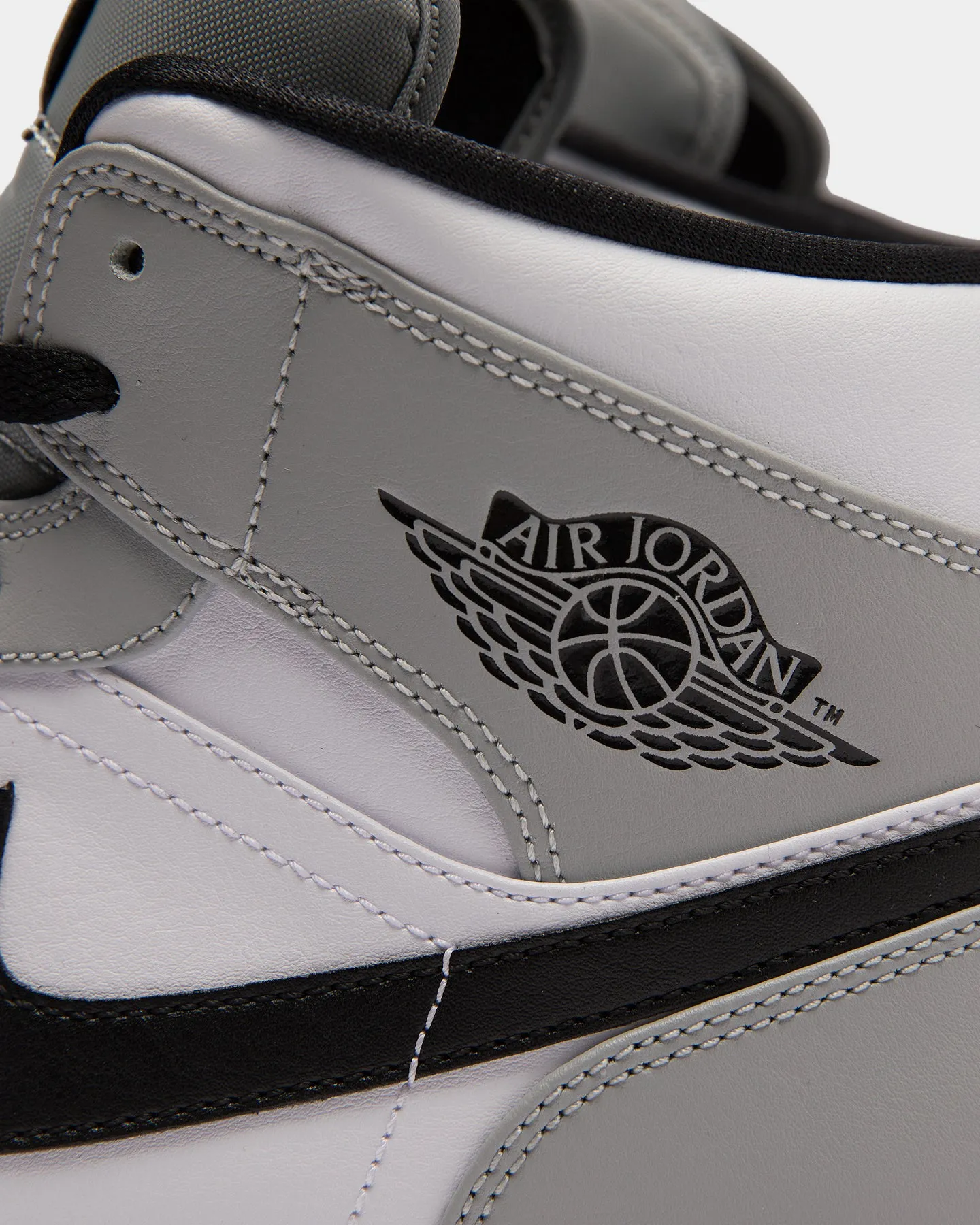 Jordan Men's Air Jordan 1 Mid 'Light Smoke Grey' Grey/Black/White