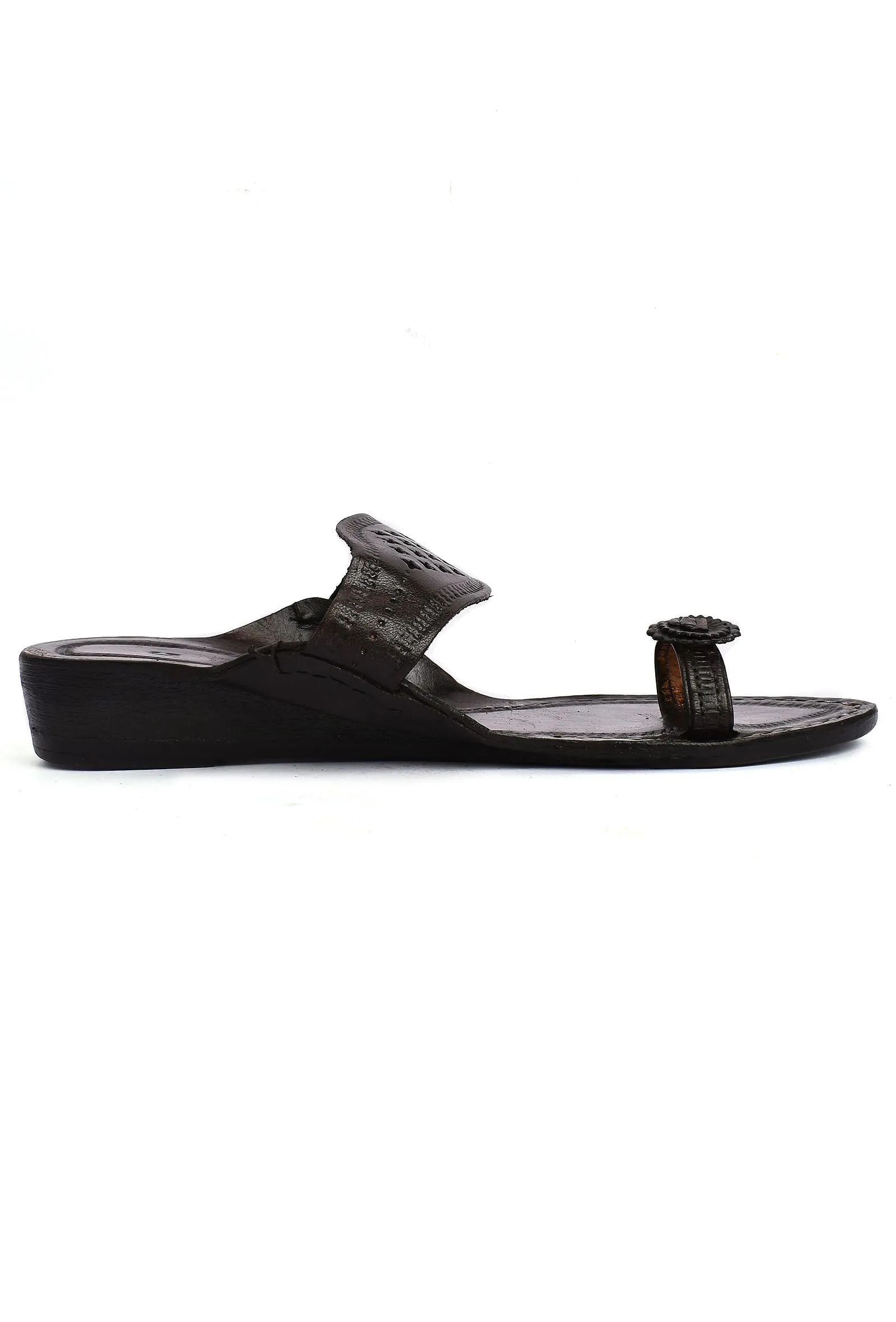 Mehreen Brown Pure Leather Toe Strap Kolhapuri Flats