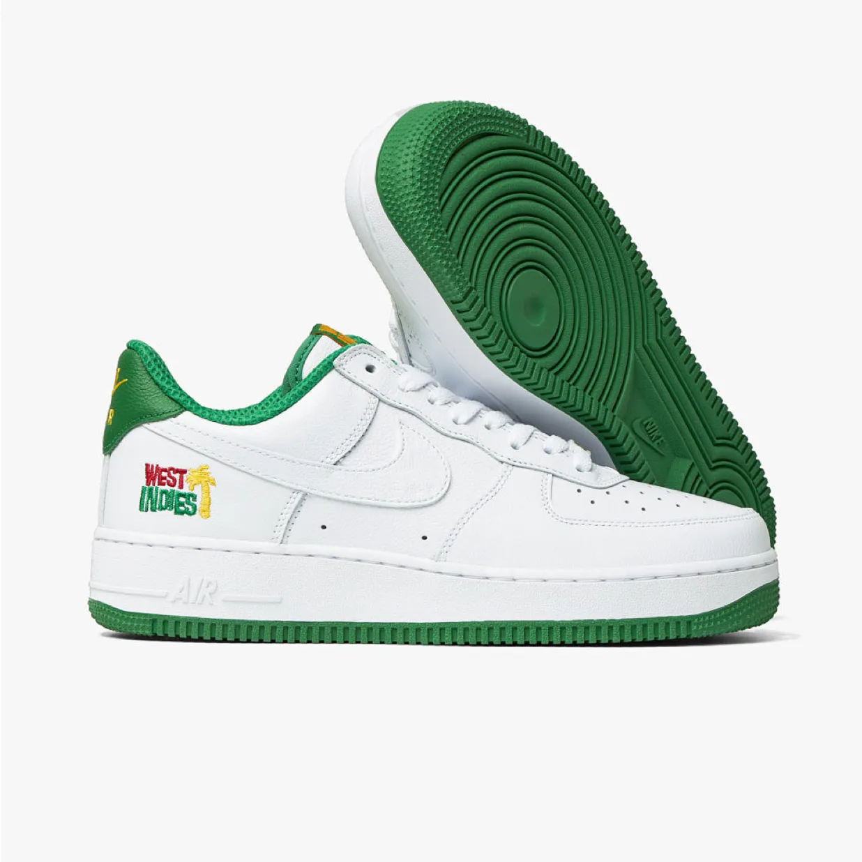 Nike Air Force 1 Low Retro QS - White / White / Classic Green