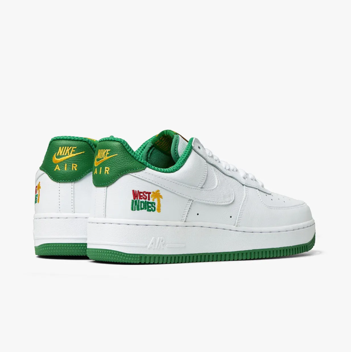 Nike Air Force 1 Low Retro QS - White / White / Classic Green