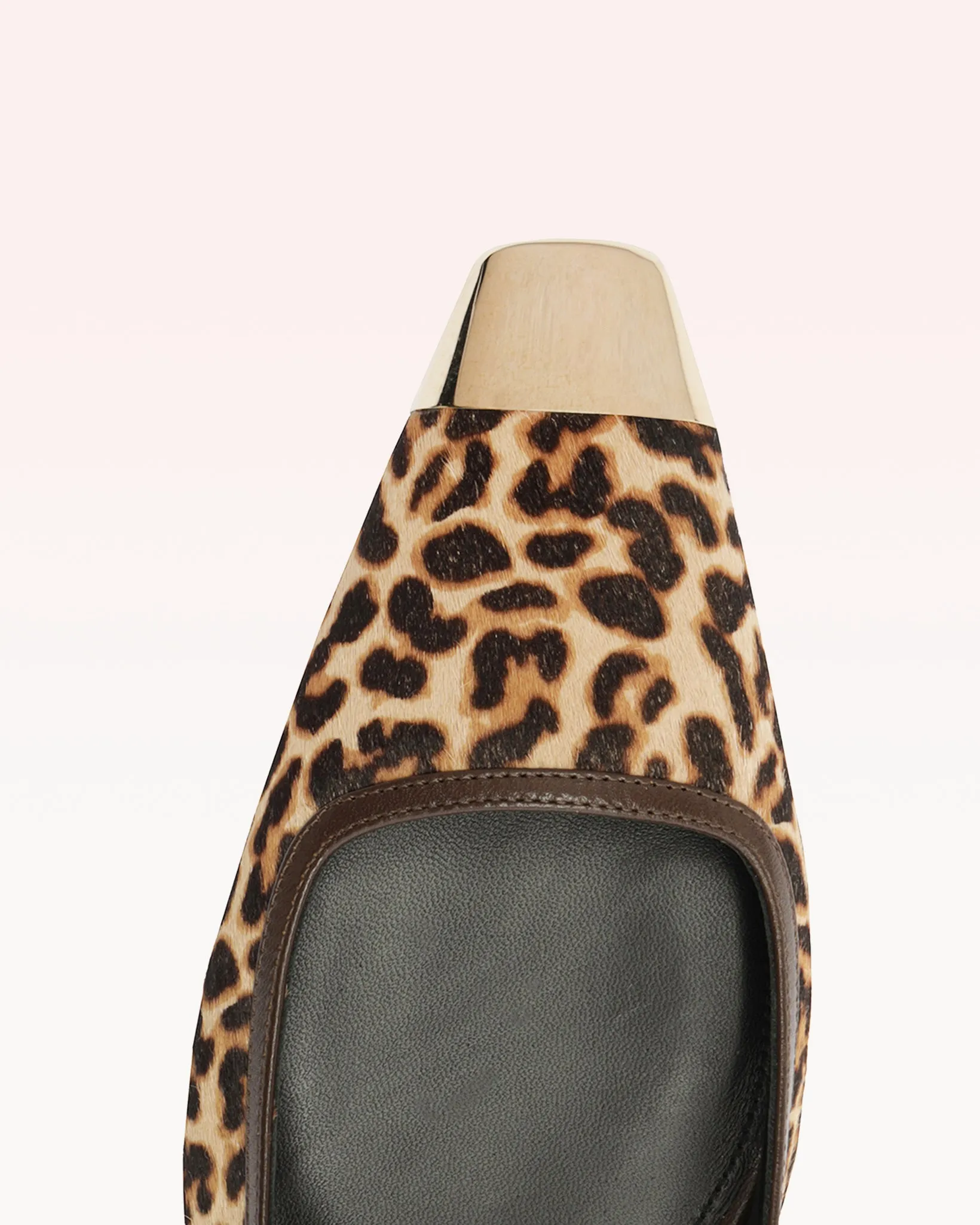 Olivia Flat Leopard