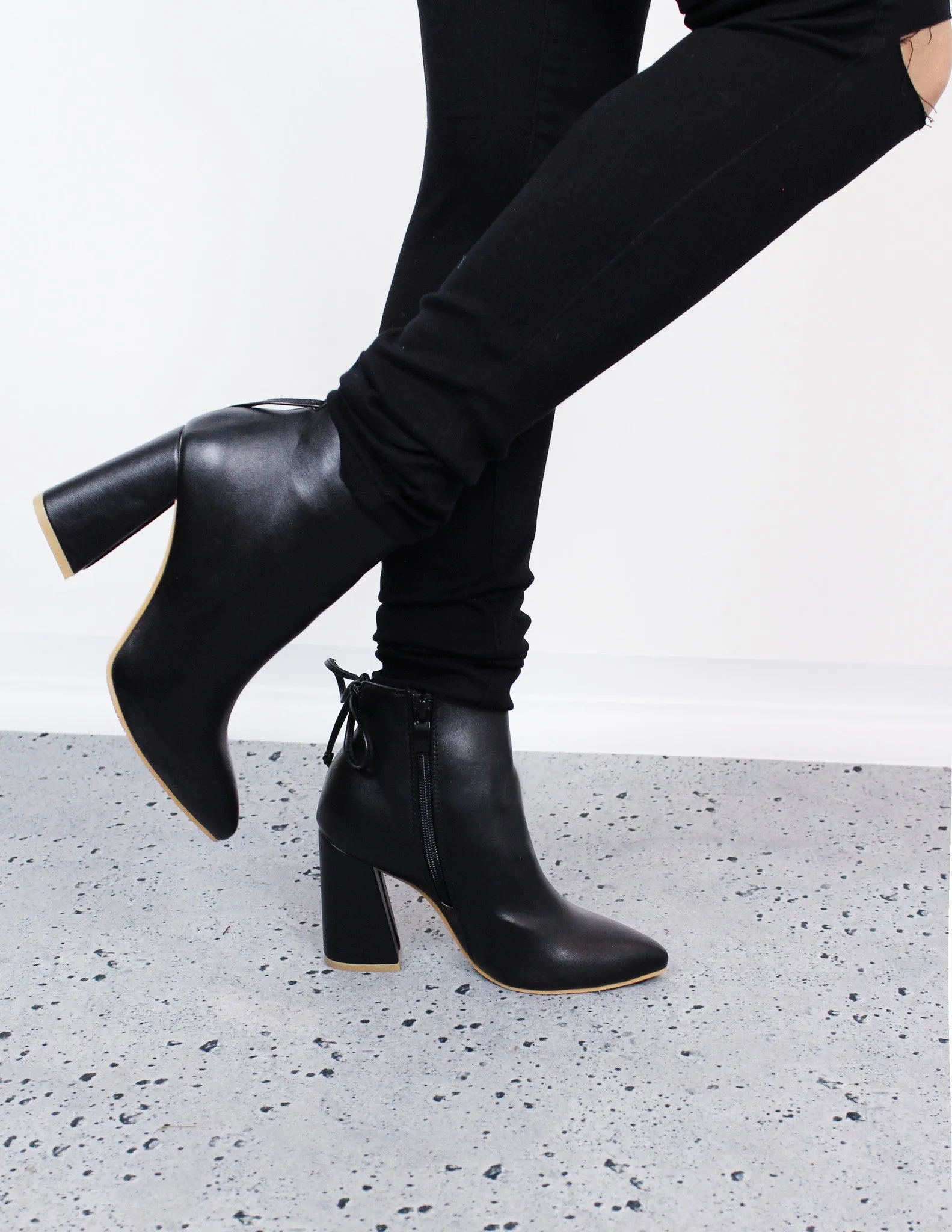 ROSCO ANKLE BOOTS