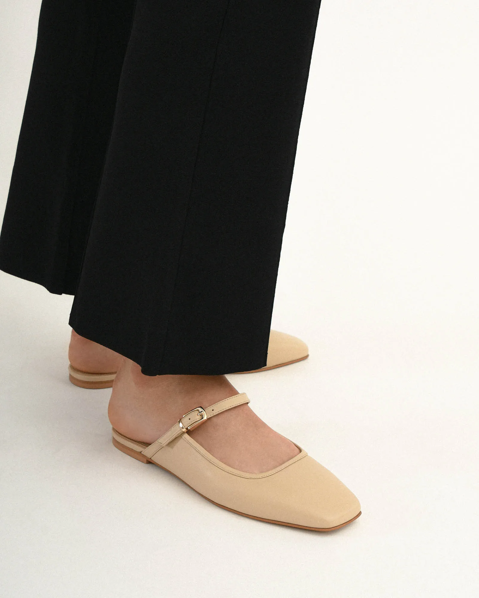 SAMMY DRESS FLATS SAND LEATHER