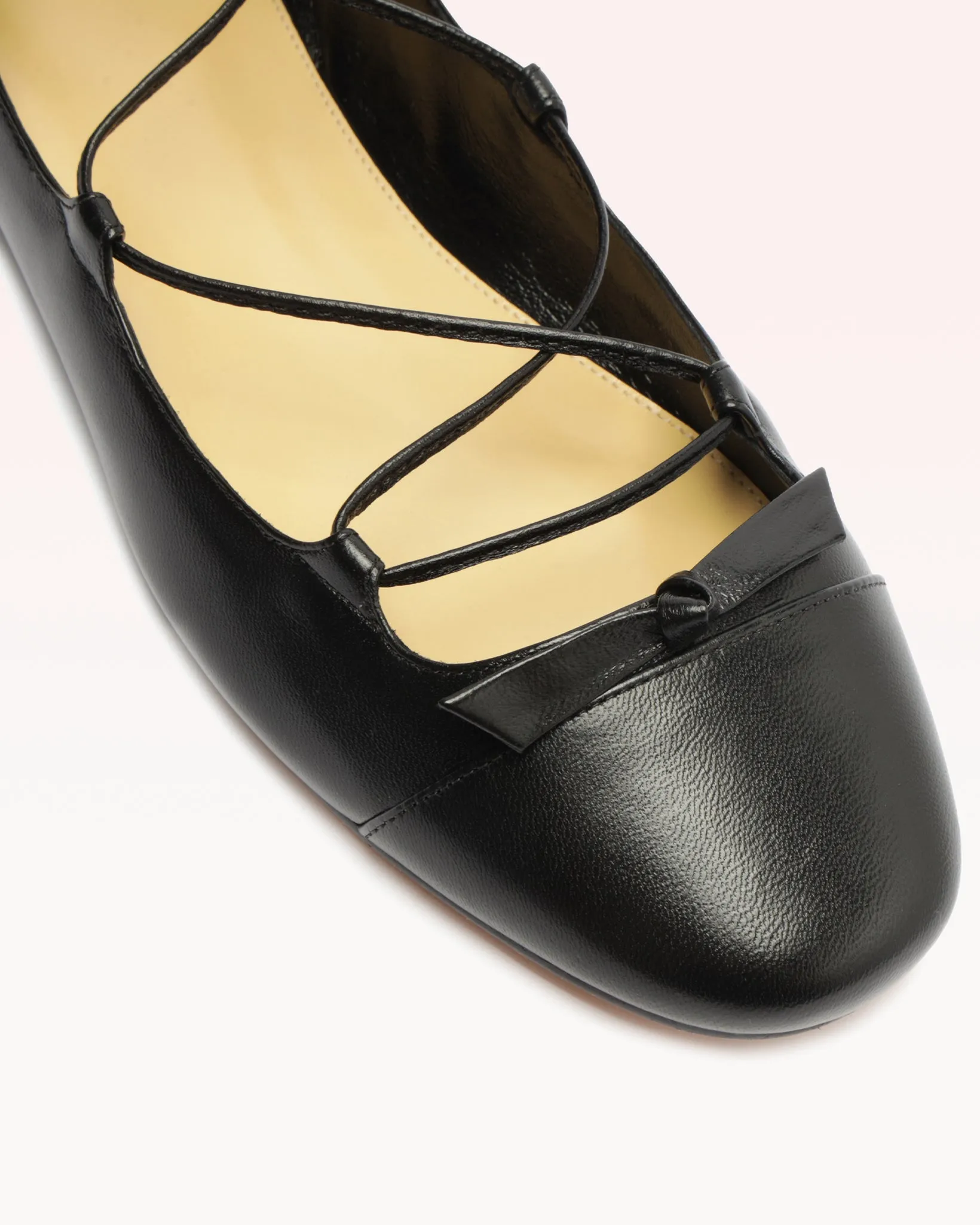 Slim Clarita Flat Black