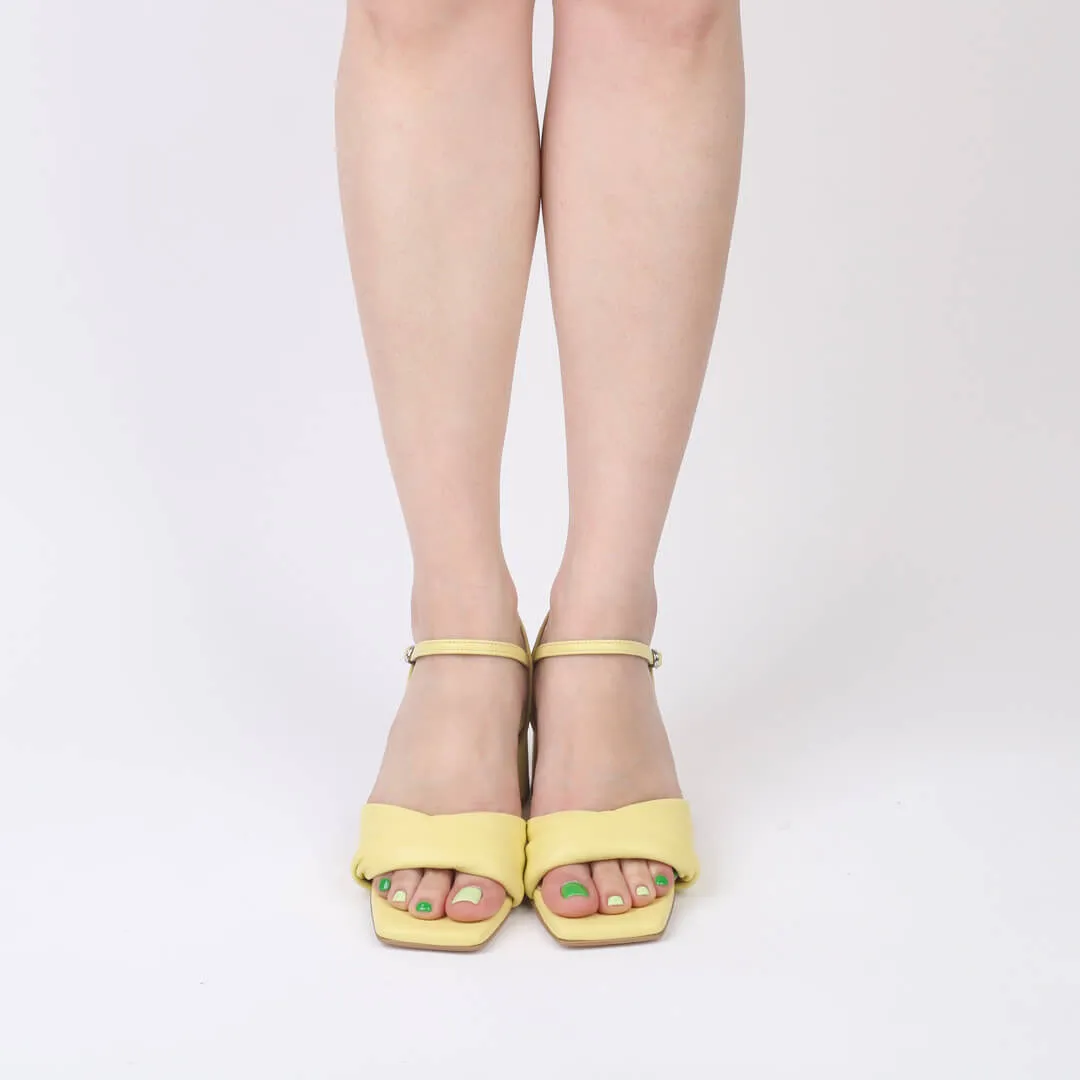 *UK size 1 - LEONA - yellow , 6cm