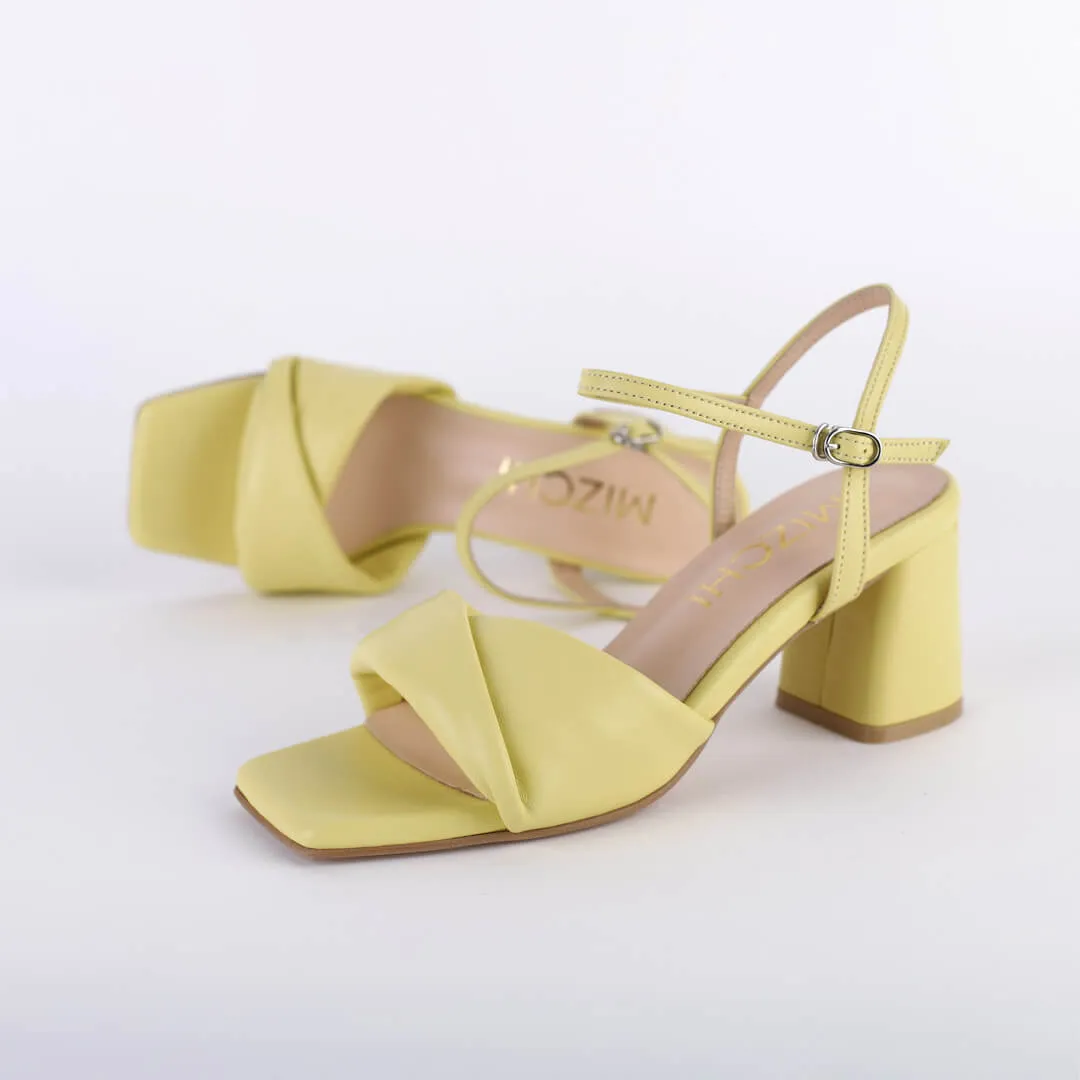 *UK size 1 - LEONA - yellow , 6cm