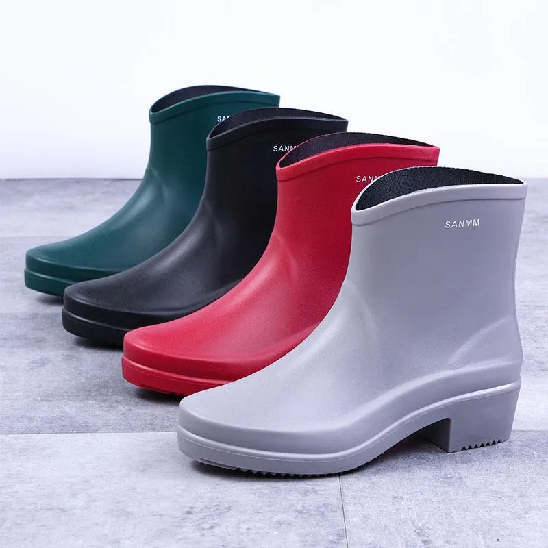 Women chunky heel platform slip on short rain boots