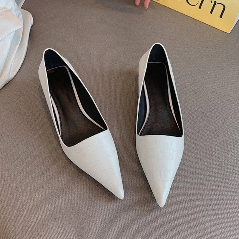 Women's Flats Shoes Summer Outdoor Casual Shoes Slip-on Loafers Shallow Pointed Toe Fashion Female Shoes New Design Flats